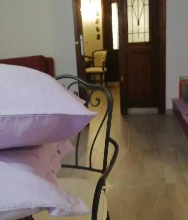 Books & Bikes Bed & Breakfast