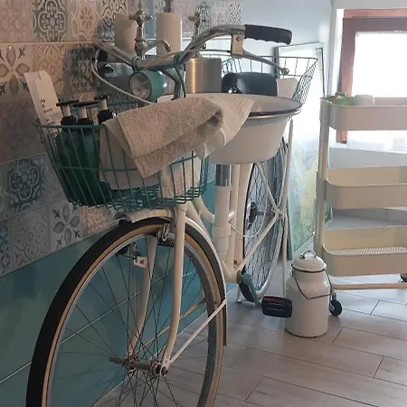 Books & Bikes Buia