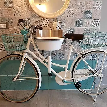 Books & Bikes ベッド・アンド・ブレックファスト