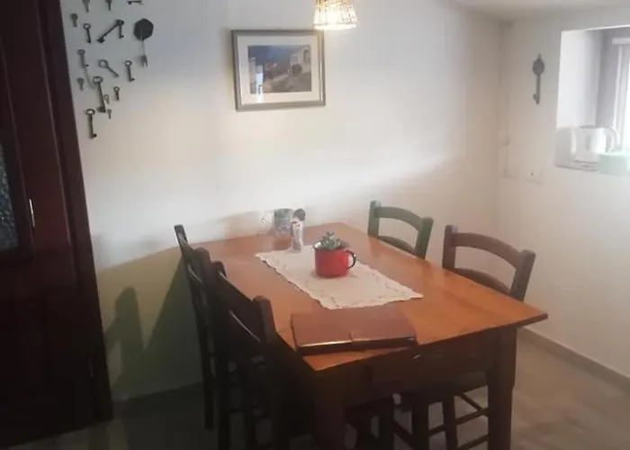 Books & Bikes 4* Buia